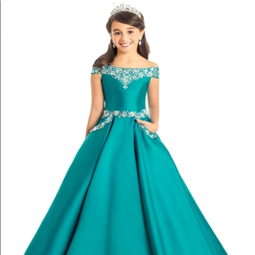 Pageant/Formal wear dress for older girls